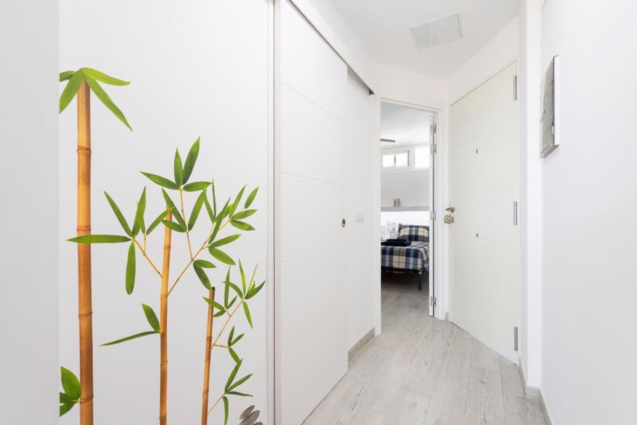 4 Minutes Walk From Yumbo Apartment Maspalomas  Bagian luar foto