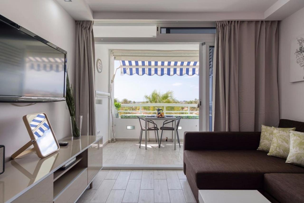 4 Minutes Walk From Yumbo Apartment Maspalomas  Bagian luar foto