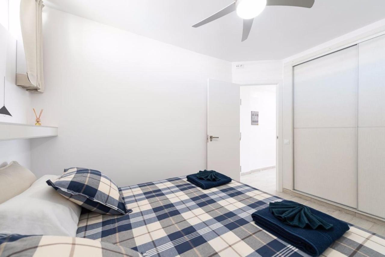 4 Minutes Walk From Yumbo Apartment Maspalomas  Bagian luar foto